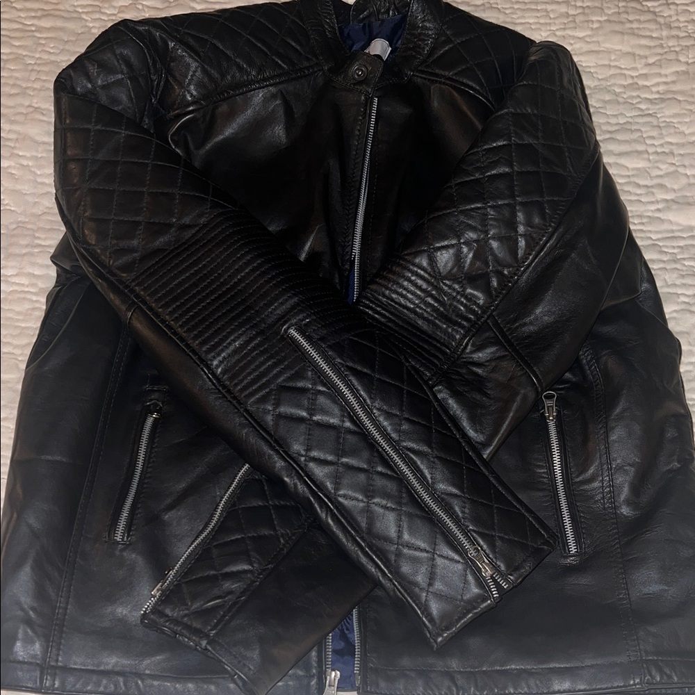 Men's Quilted Black Leather Bomber Jacket - Picture 8 of 13